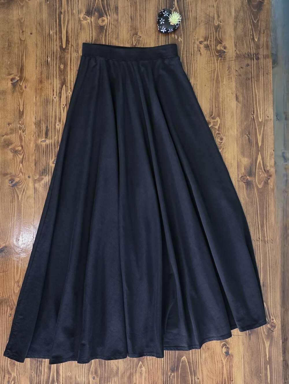 Kowtow Organic Cotton Black Sphere Skirt Size Small